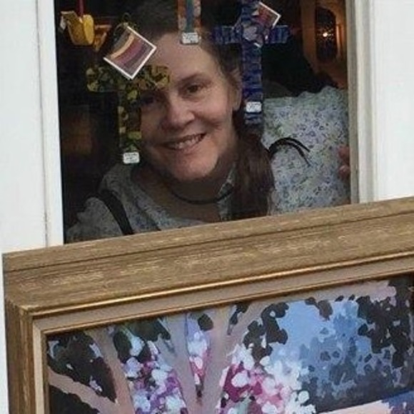 Meet your Posher, Paula - Picture 1 of 1